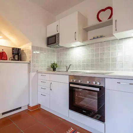 Rugana - Komfort Mit 1 Schlafzimmer Und Terrasse B55 Dranske